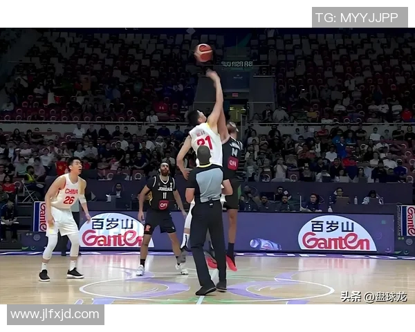 替补奇兵！豪瑟本场三分球已经8投7中，砍下23分